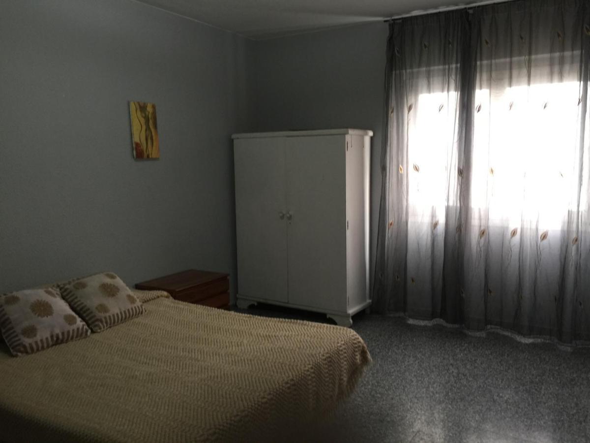 Habitación Renfe Alicante Exterior foto